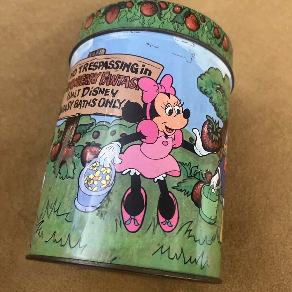 Walt Disney Mickey Mouse+Friends Strawberry Bath Powder‎ Metal Bank Vintage